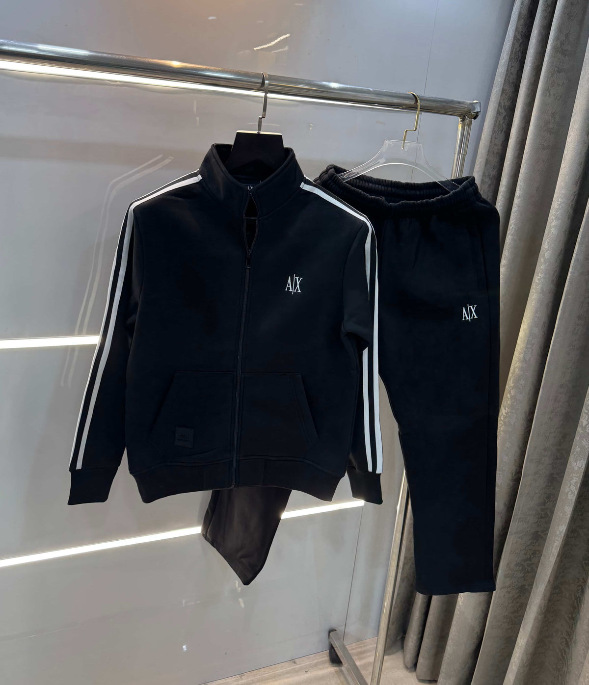 Arman i EXchange All Black Premium Tracksuit