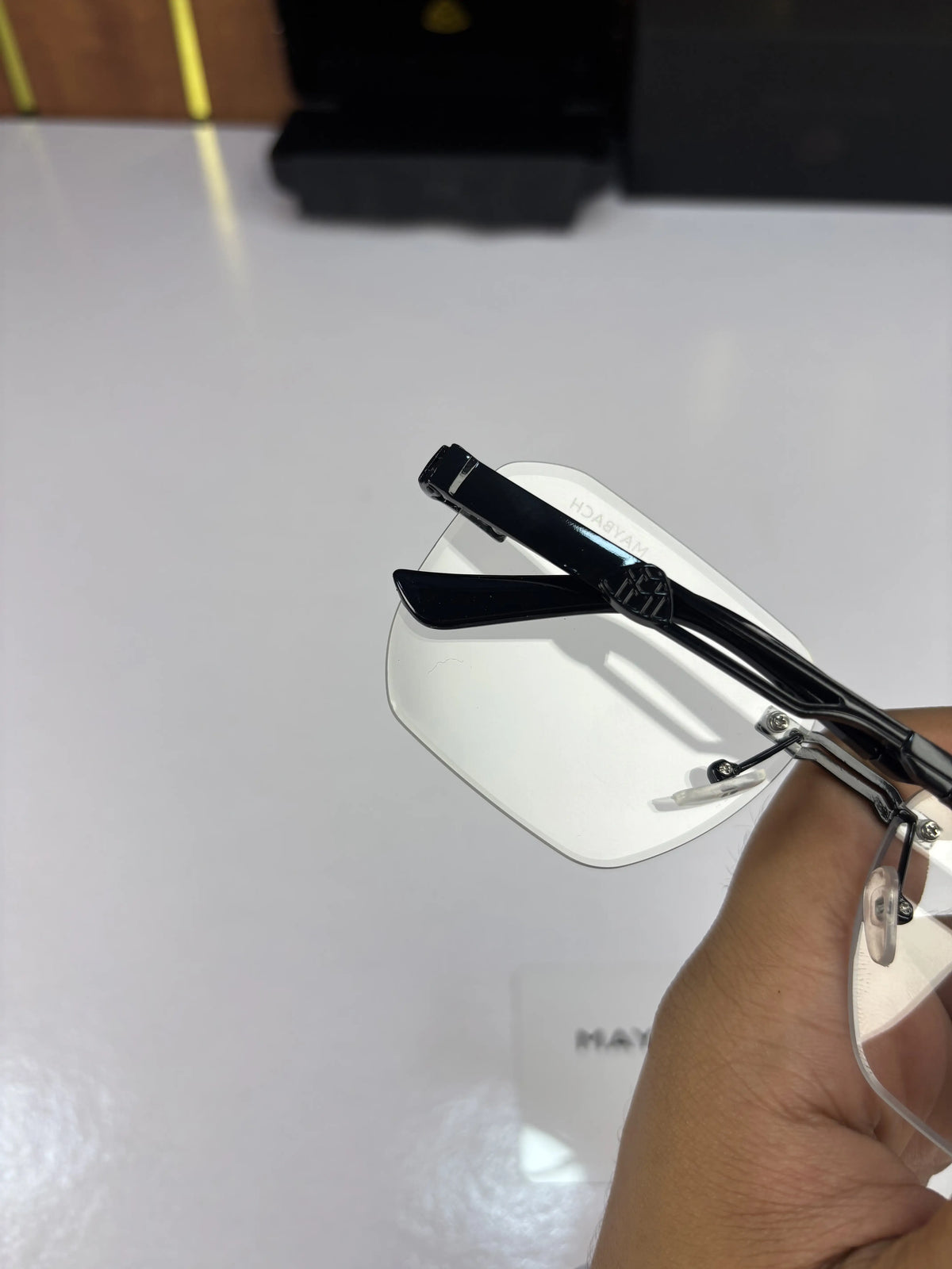 Maybach Z27 Black Frame