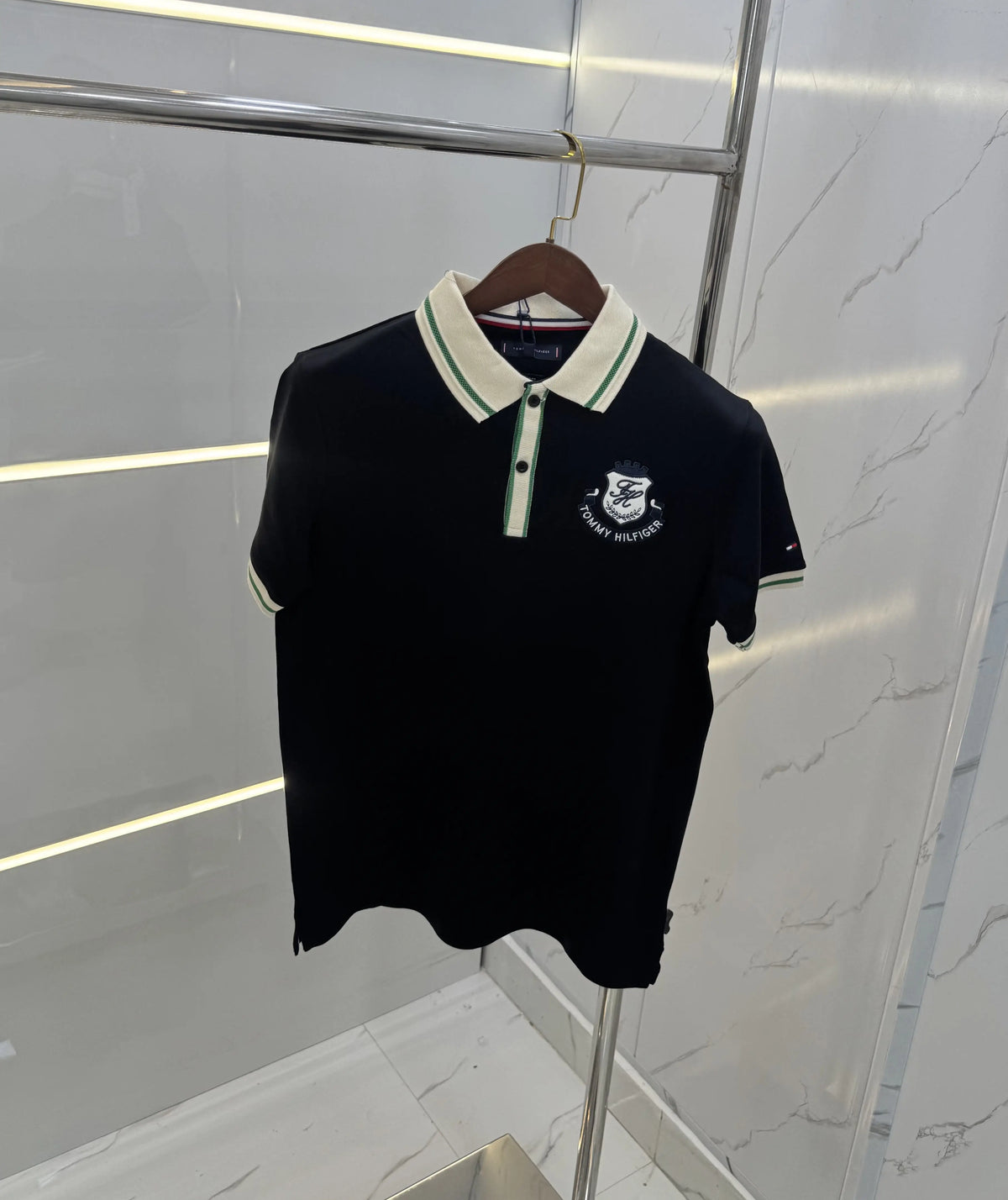 Tomm y Hilfiger Black Premium Polo T-shirt
