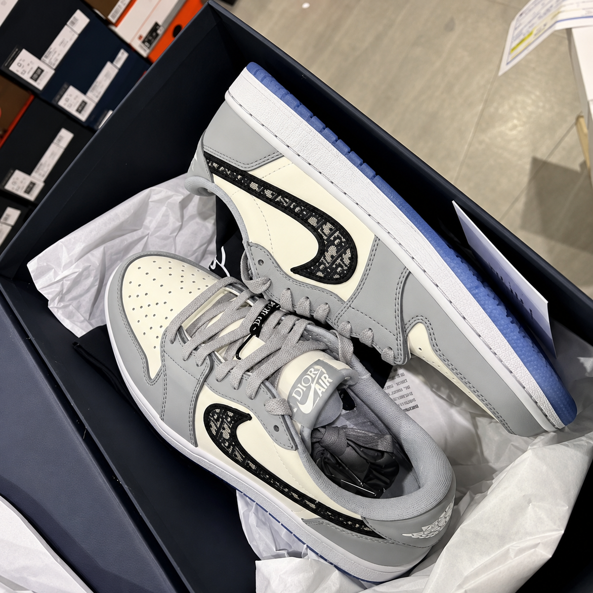 Air Jordan 1 Low x Dior – Grey & White