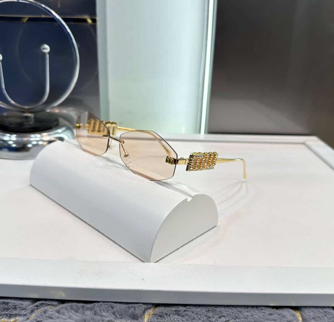 Miu Miu Designer Diamond Cream Premium Shade 333