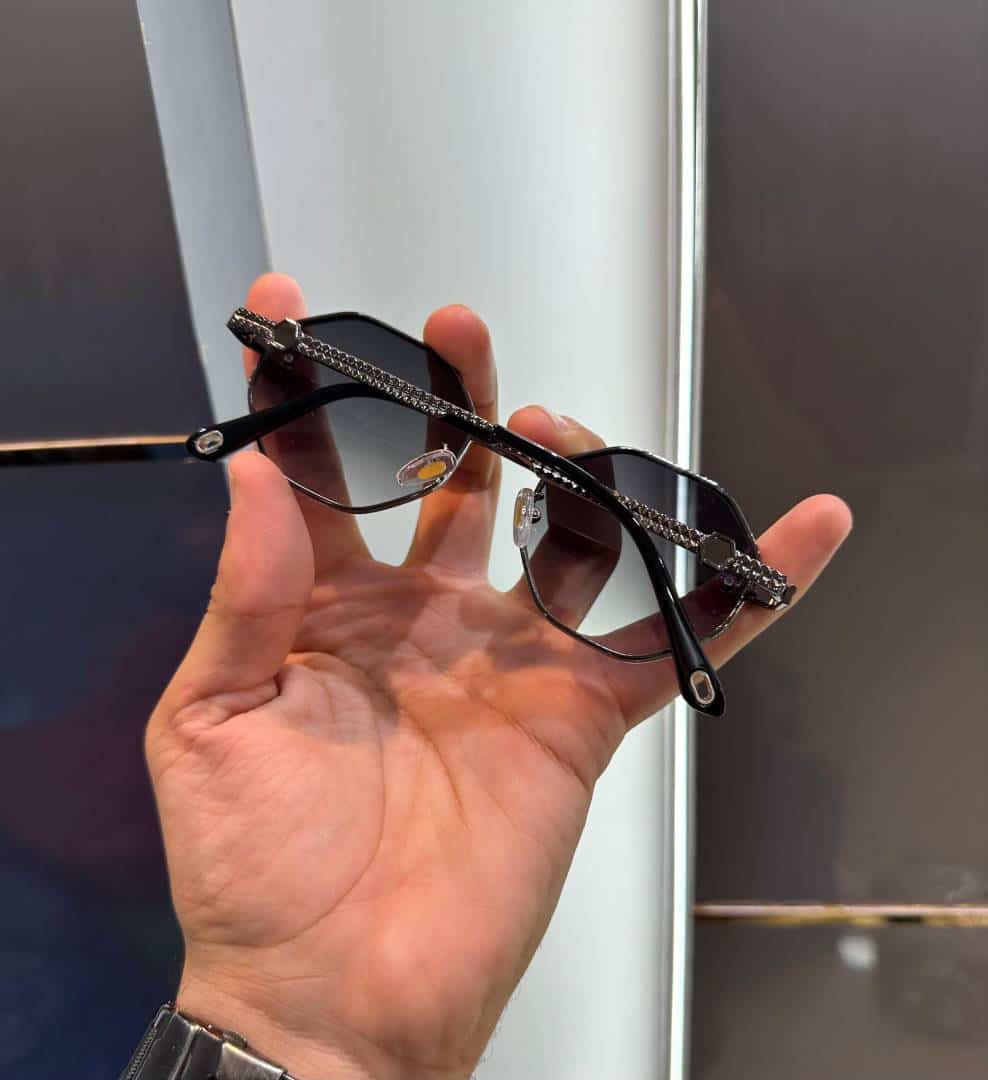 Cartie r Designer All Black Premium Shade 3553
