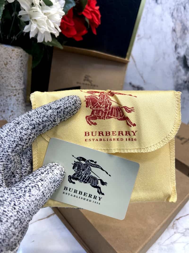 BURBERRY_Premium_Belt_&_Wallet_Combo_C355