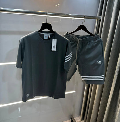 Adida s DarkGrey Strips Look Premium Classic Cord Set