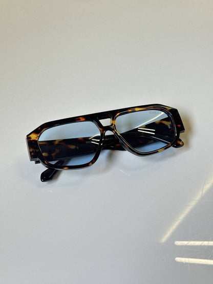 Gucci_3986_Tiger_Blue