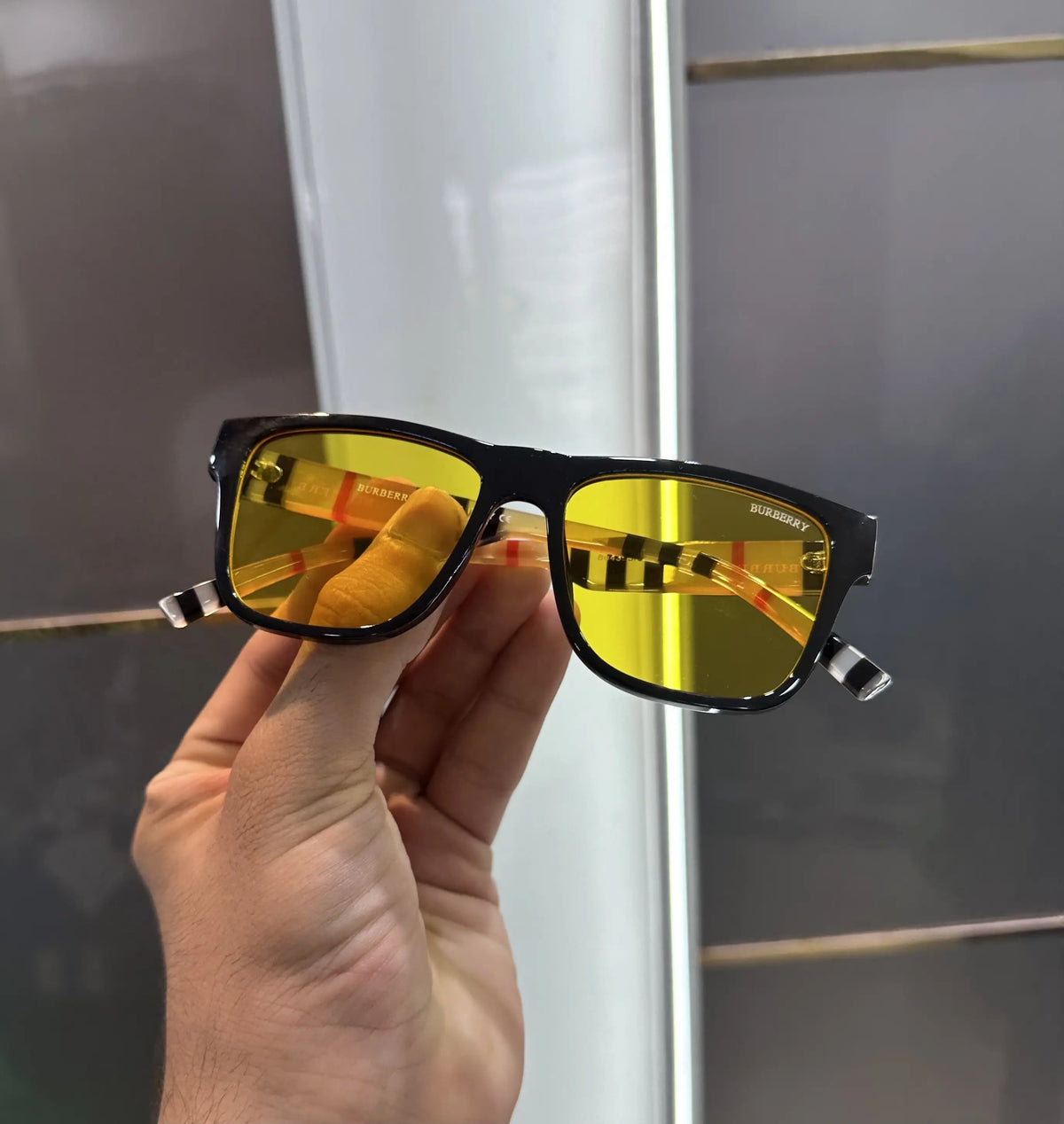 Copy Burberr y Logo Stick Yellow Premium Shades 4395