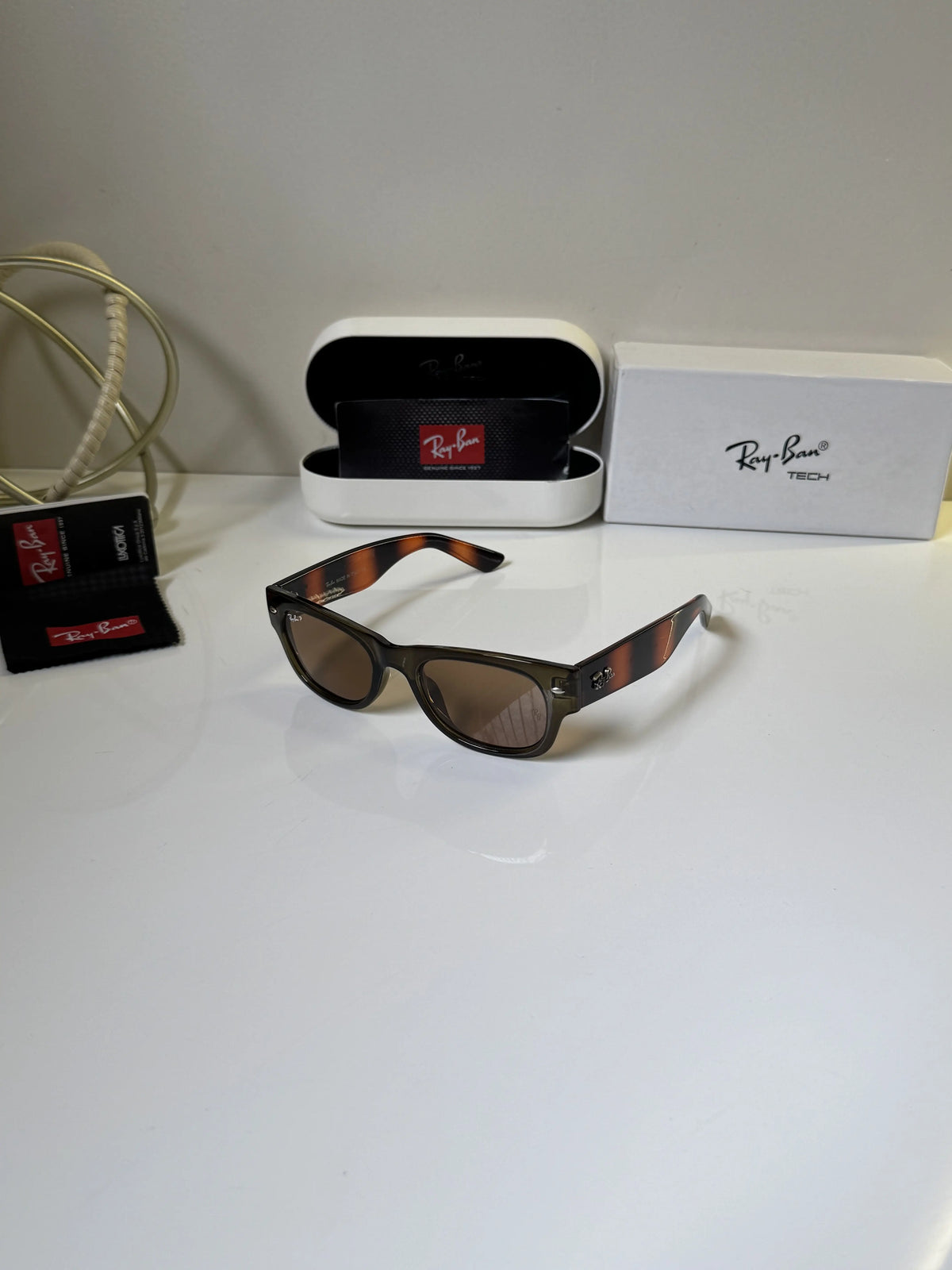 Rayban_832_Olive_Brown