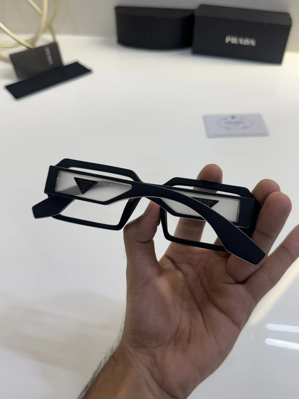 Prada_8207_Ice_Black_Frame