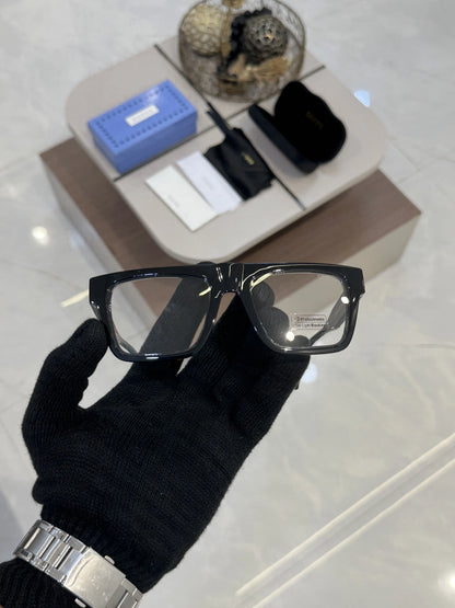 Gucci_1868_Black_Photochromic_Frame