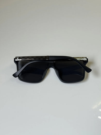 Louis_Vuitton_8286_Black