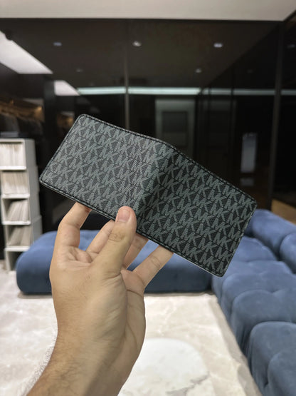Michael Kor s D Grey Monogram Premium Wallet