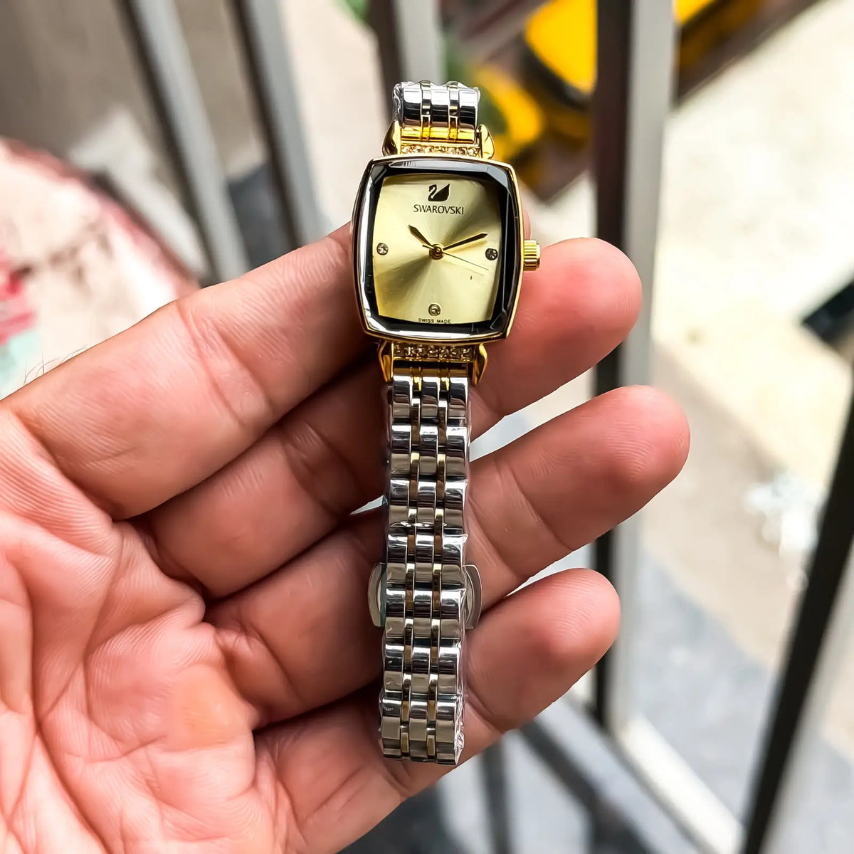 SWAROVSKI_GOLD_TT_GOLD