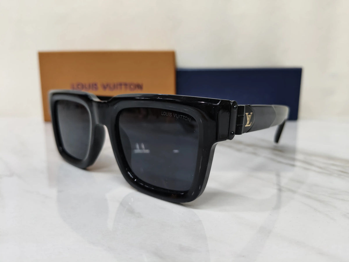 LOUIS VUITTON 8034 GLOSSY BLACK