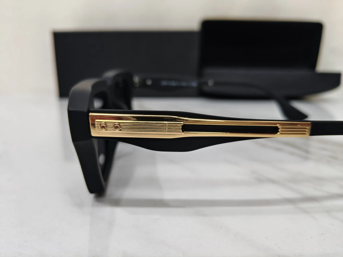 DITA 459 MAT BLACK GOLD