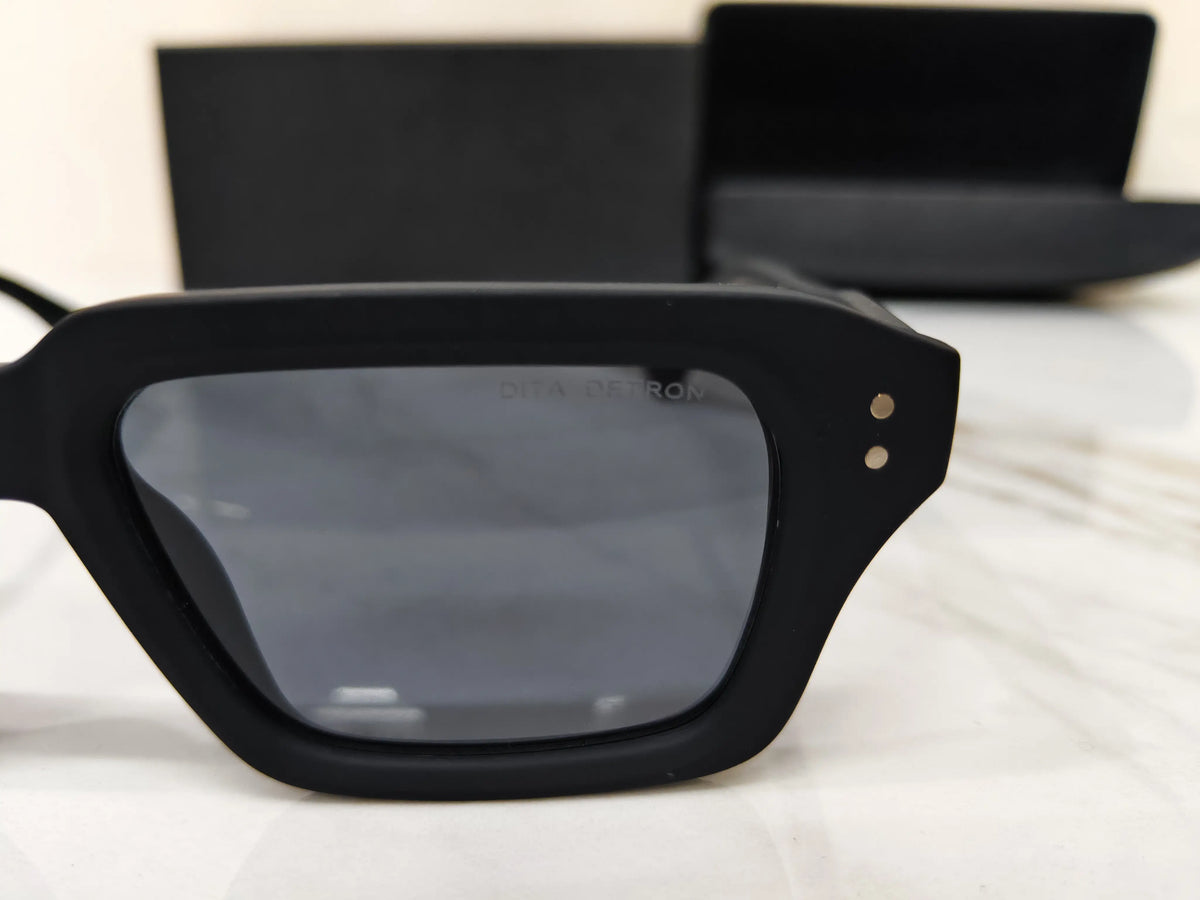 DITA 459 MAT BLACK GOLD
