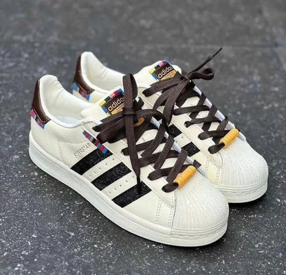 Adidas_Superstar Cream White Brown Sneakers
