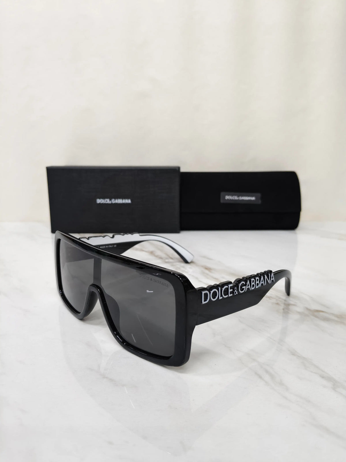 DOLCE & GABBANA 6204 WHITE BLACK