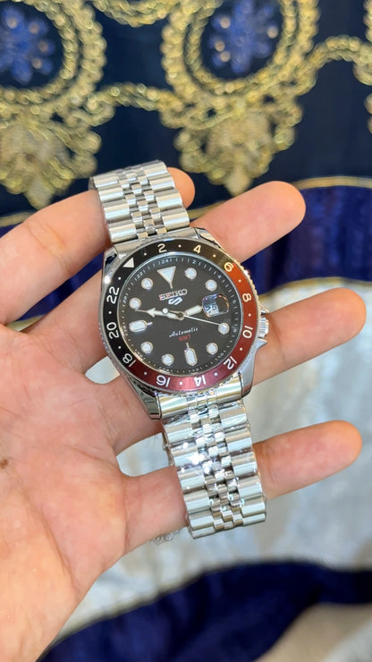 Seiko 5Sportz GMT Heavy Shift Movement