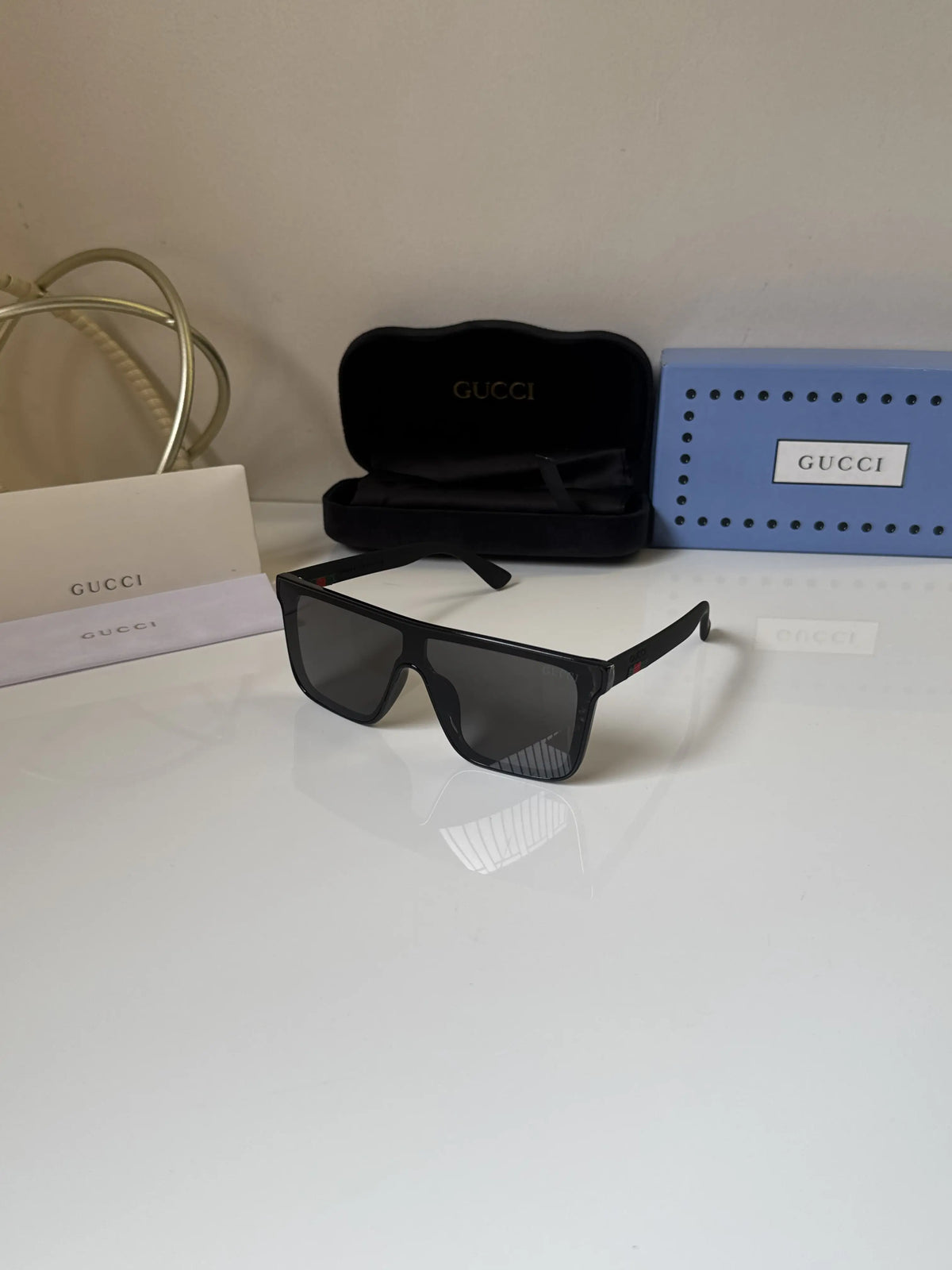 Gucci_21016_Black