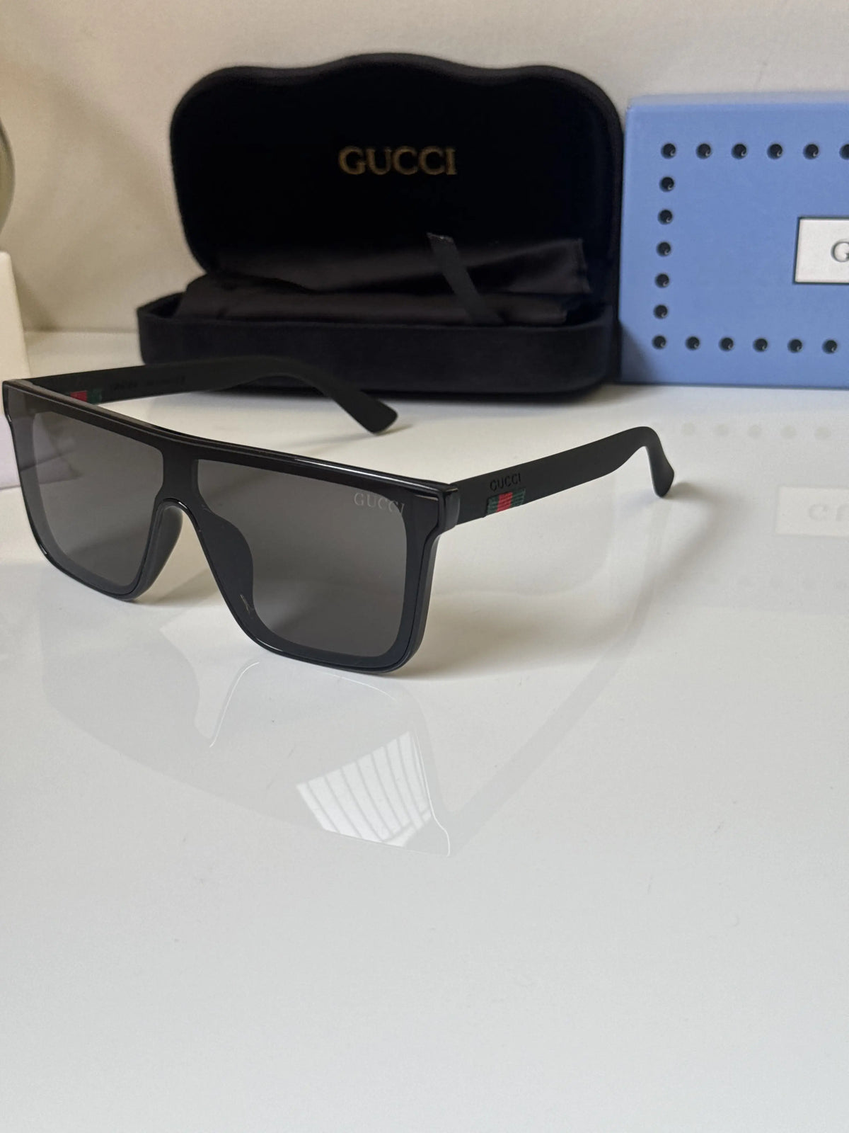 Gucci_21016_Black