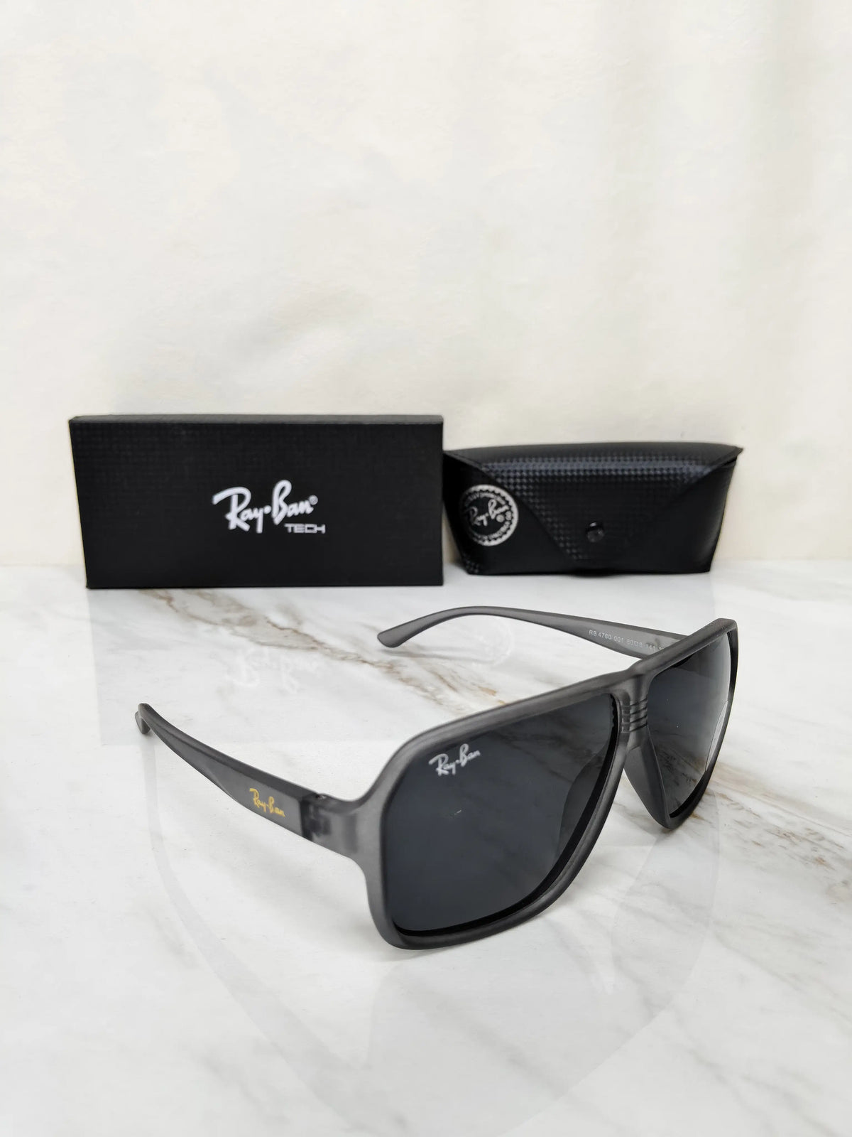 RAY BAN 4760 GREY BLACK MATT PREMIUM SHADES