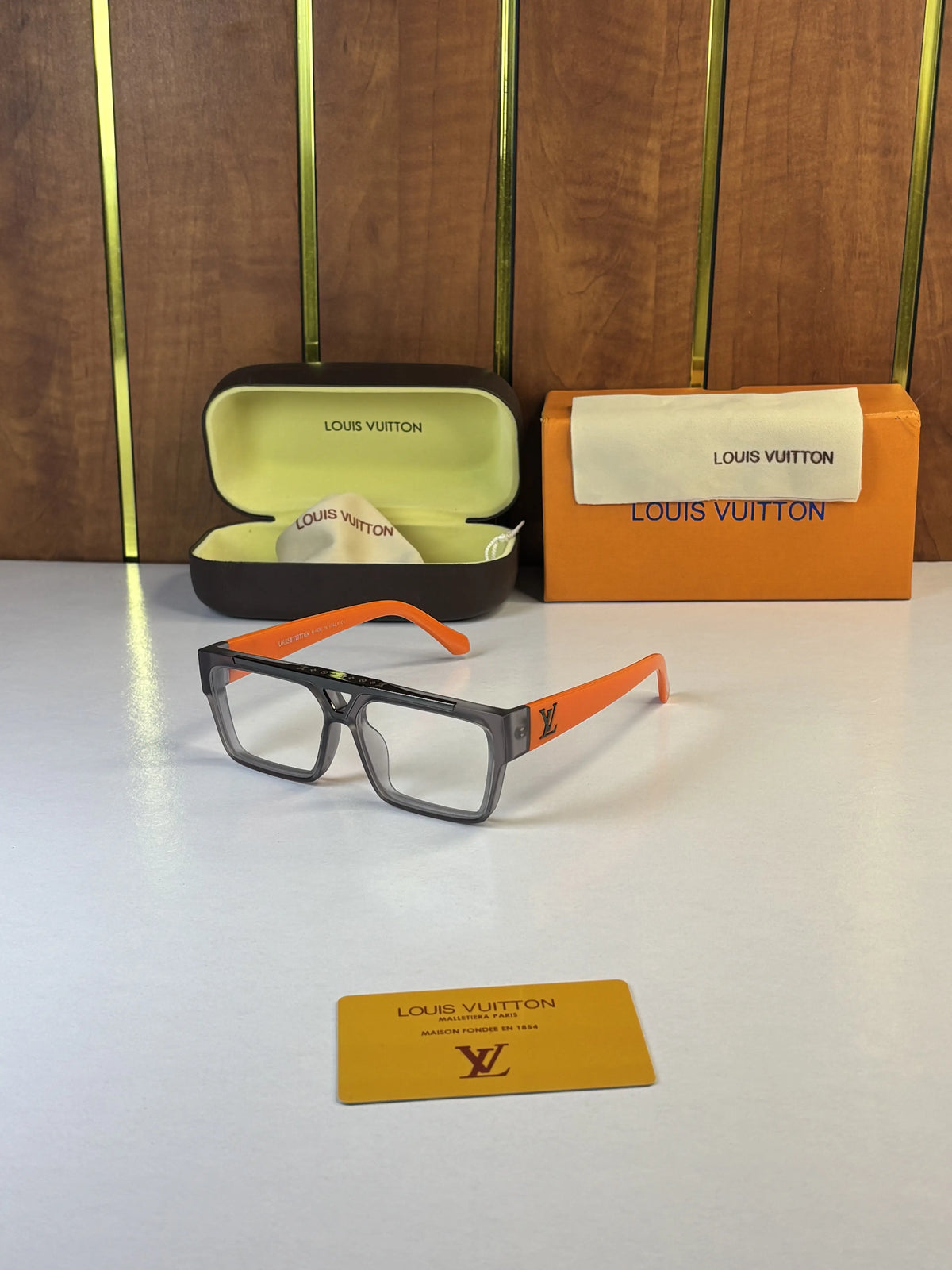 Louis Vuittion 1984 Orange Grey Plano