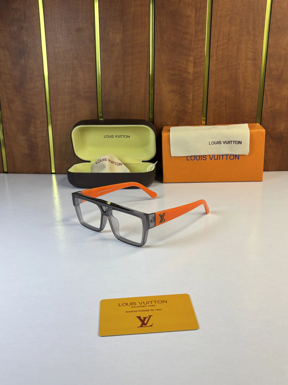 Louis Vuittion 1984 Orange Grey Plano