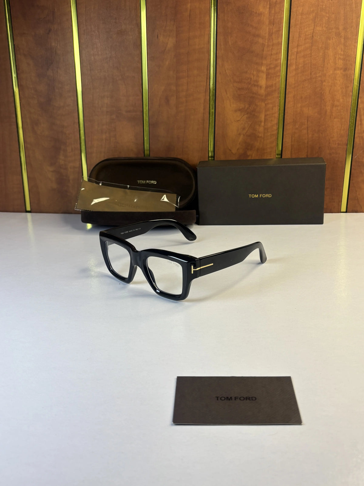 Tomford 184 Black Plano