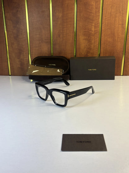 Tomford 184 Black Plano